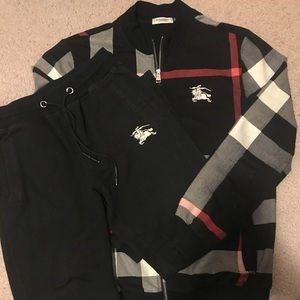 Burberry set Top and bottom